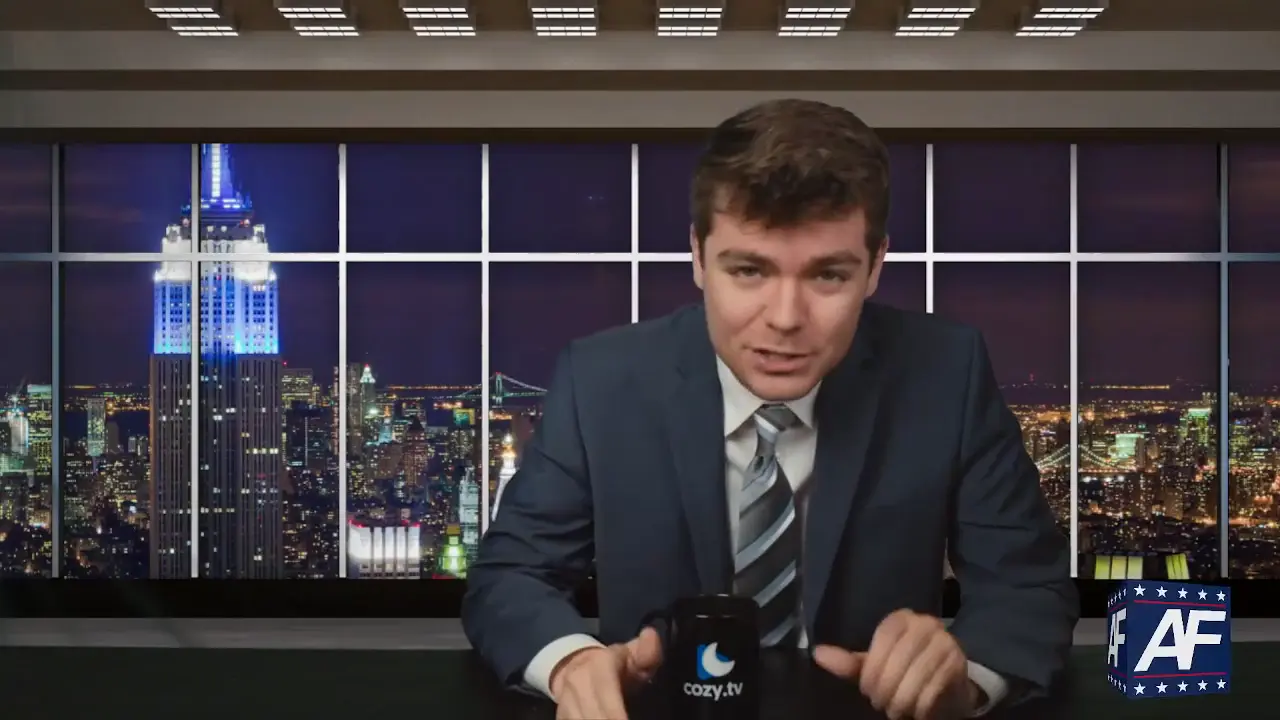KING OF... QUEERS??? Bud Light DESTROYED By Dylan Mulvaney Sponsorship