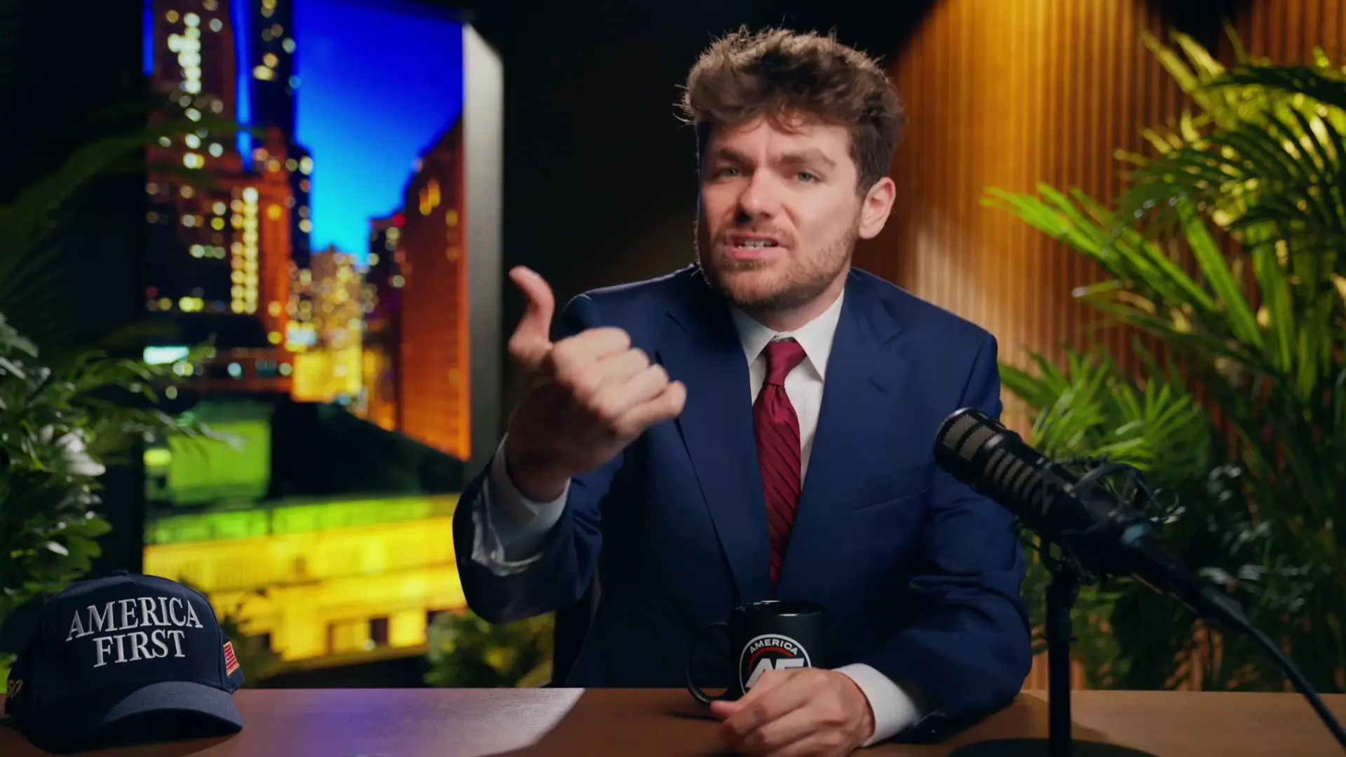 TUCKER ENDORSES ABDUL??? CIA Shill Goes FULL THIRD WORLD